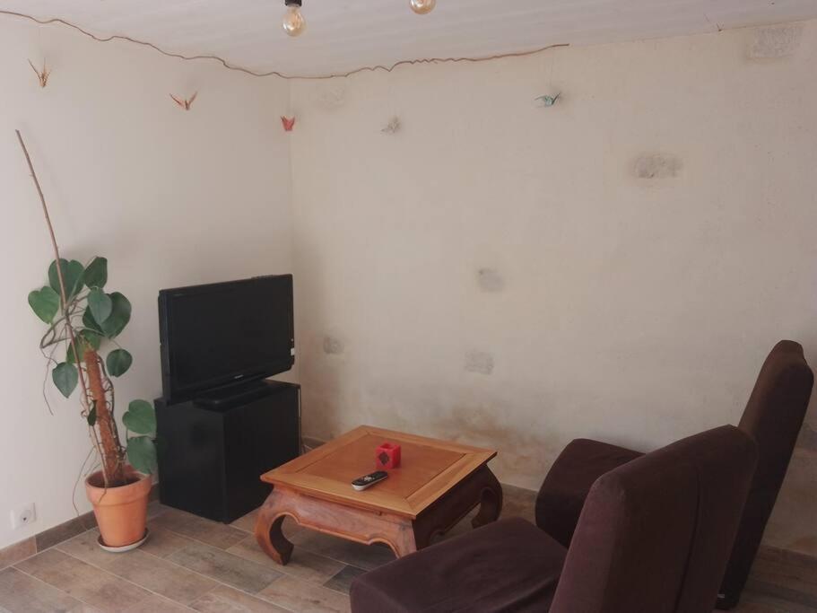 Logement Renove Proche Foret Baud Kültér fotó